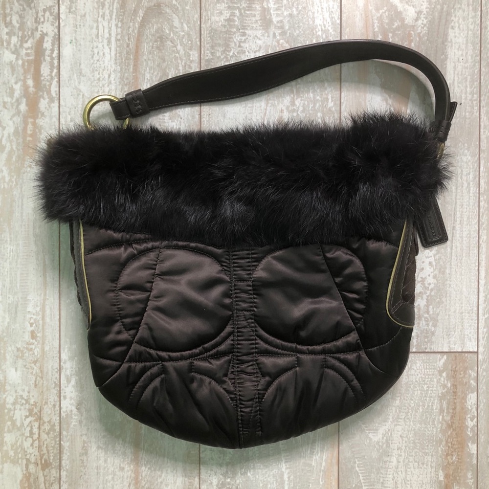 Coach medium size shoulder bag